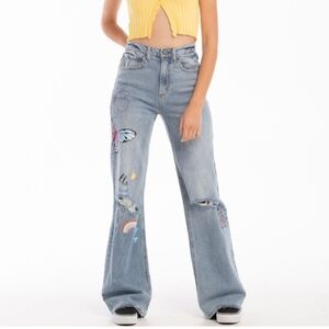 Tinseltown Graphic Ripped The Hi-Rise Wide-Leg Jeans. Size 9/29. New.A mash-up